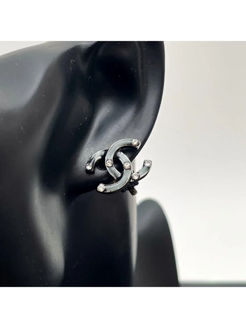 Chanel CC Logo Earrings 03A Rhinestone Icon